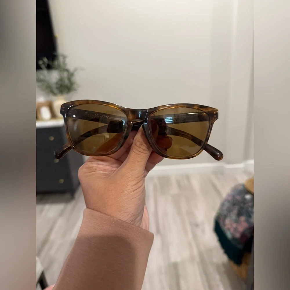 Polarized Oakley Sunglasses - Picture 1 of 4